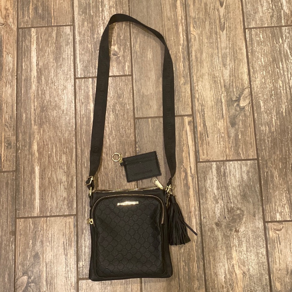 Steve Madden Black And Gold Crossbody Purse Gem